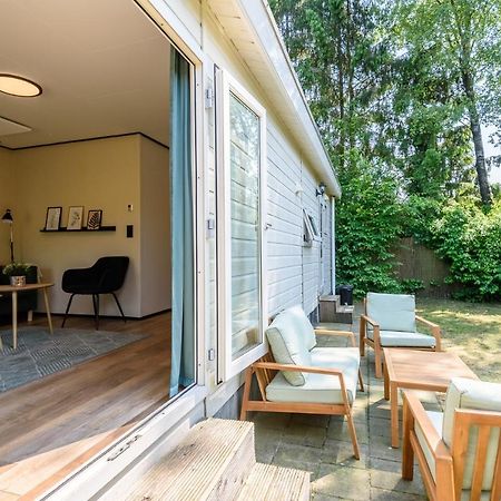 Chalet Met Eigen Tuin Aan De Veluwse Bosrand Putten Eksteriør billede