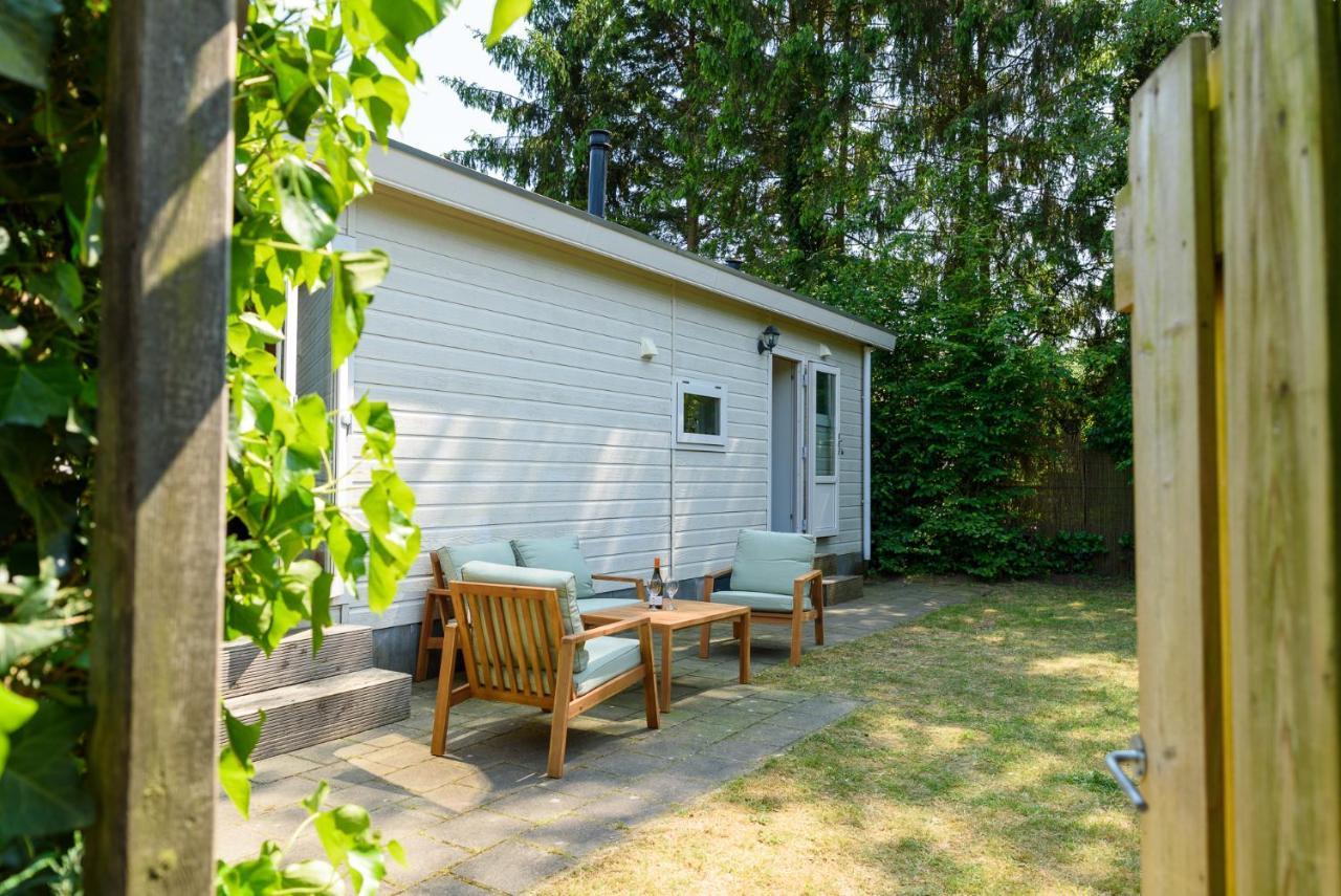 Chalet Met Eigen Tuin Aan De Veluwse Bosrand Putten Eksteriør billede